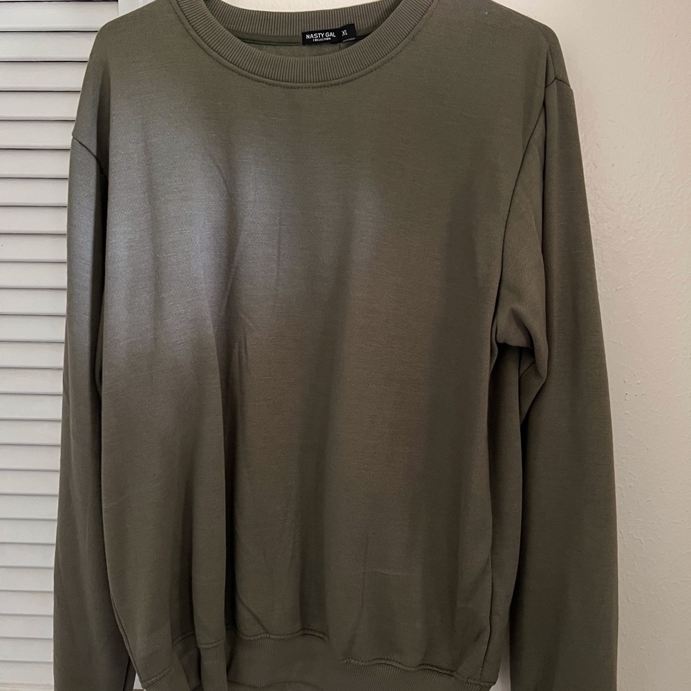 Nasty Gal sweatshirt in olive.